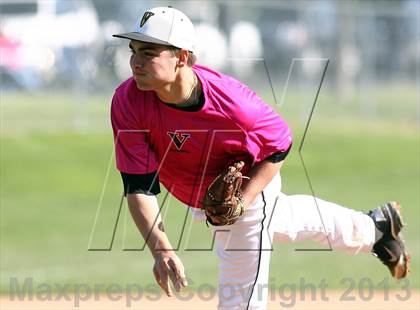 Thumbnail 2 in St. Louis University @ Vianney photogallery.