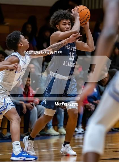 Thumbnail 3 in Western Alamance vs. Westover (NCHSAA 3A Second Round) photogallery.