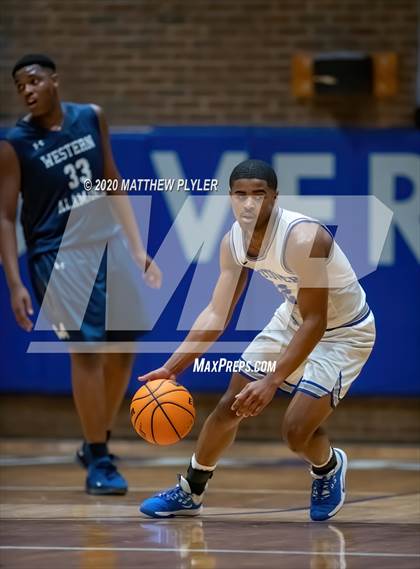 Thumbnail 3 in Western Alamance vs. Westover (NCHSAA 3A Second Round) photogallery.
