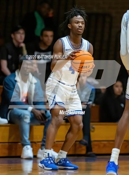 Thumbnail 2 in Western Alamance vs. Westover (NCHSAA 3A Second Round) photogallery.