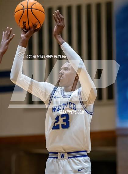 Thumbnail 1 in Western Alamance vs. Westover (NCHSAA 3A Second Round) photogallery.