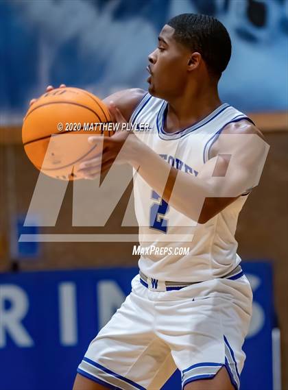 Thumbnail 2 in Western Alamance vs. Westover (NCHSAA 3A Second Round) photogallery.