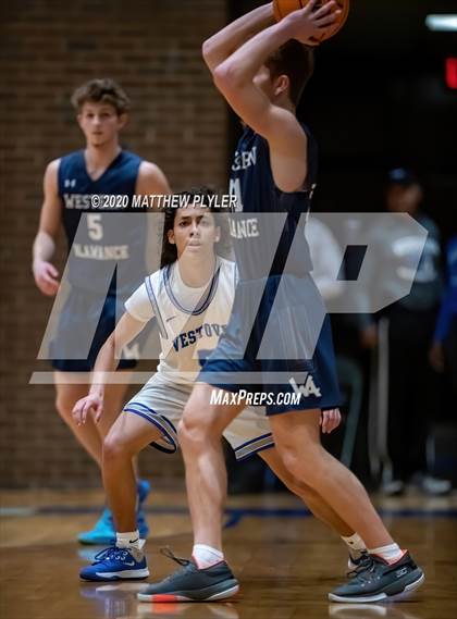 Thumbnail 2 in Western Alamance vs. Westover (NCHSAA 3A Second Round) photogallery.