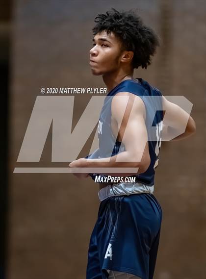 Thumbnail 2 in Western Alamance vs. Westover (NCHSAA 3A Second Round) photogallery.