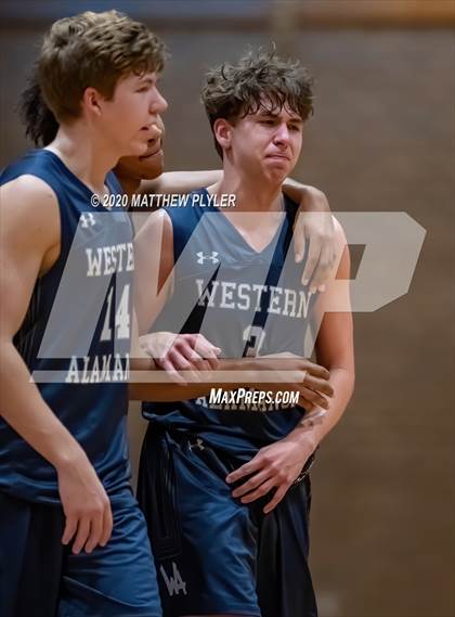 Thumbnail 3 in Western Alamance vs. Westover (NCHSAA 3A Second Round) photogallery.