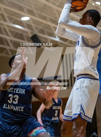 Thumbnail 2 in Western Alamance vs. Westover (NCHSAA 3A Second Round) photogallery.