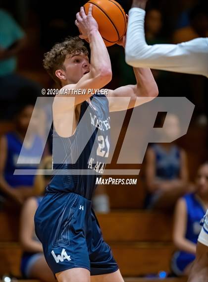 Thumbnail 2 in Western Alamance vs. Westover (NCHSAA 3A Second Round) photogallery.