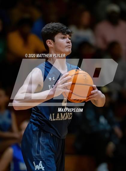 Thumbnail 3 in Western Alamance vs. Westover (NCHSAA 3A Second Round) photogallery.