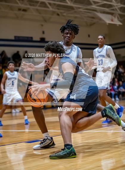 Thumbnail 3 in Western Alamance vs. Westover (NCHSAA 3A Second Round) photogallery.