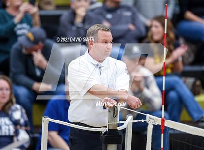 Thumbnail 2 in St. Teresa's Academy vs. Lee's Summit West (MSHSAA Class 5 District Championship) photogallery.