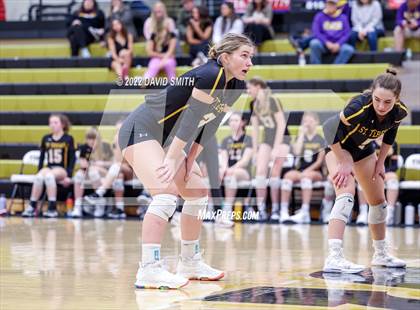 Thumbnail 1 in St. Teresa's Academy vs. Lee's Summit West (MSHSAA Class 5 District Championship) photogallery.