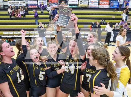 Thumbnail 1 in St. Teresa's Academy vs. Lee's Summit West (MSHSAA Class 5 District Championship) photogallery.