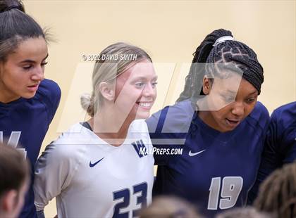 Thumbnail 1 in St. Teresa's Academy vs. Lee's Summit West (MSHSAA Class 5 District Championship) photogallery.