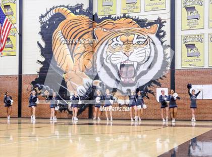 Thumbnail 1 in St. Teresa's Academy vs. Lee's Summit West (MSHSAA Class 5 District Championship) photogallery.