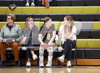 Thumbnail 1 in St. Teresa's Academy vs. Lee's Summit West (MSHSAA Class 5 District Championship) photogallery.