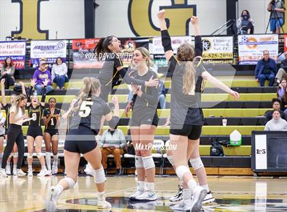 Thumbnail 2 in St. Teresa's Academy vs. Lee's Summit West (MSHSAA Class 5 District Championship) photogallery.