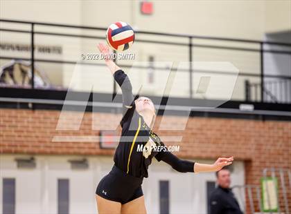Thumbnail 1 in St. Teresa's Academy vs. Lee's Summit West (MSHSAA Class 5 District Championship) photogallery.