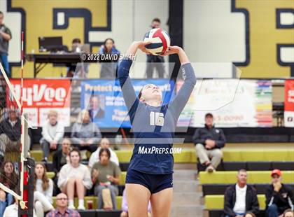 Thumbnail 2 in St. Teresa's Academy vs. Lee's Summit West (MSHSAA Class 5 District Championship) photogallery.