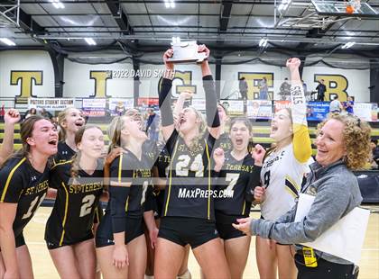 Thumbnail 1 in St. Teresa's Academy vs. Lee's Summit West (MSHSAA Class 5 District Championship) photogallery.