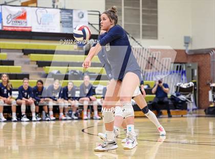 Thumbnail 2 in St. Teresa's Academy vs. Lee's Summit West (MSHSAA Class 5 District Championship) photogallery.