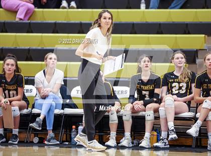 Thumbnail 3 in St. Teresa's Academy vs. Lee's Summit West (MSHSAA Class 5 District Championship) photogallery.