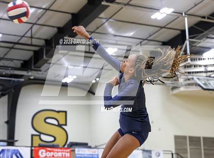 Thumbnail 3 in St. Teresa's Academy vs. Lee's Summit West (MSHSAA Class 5 District Championship) photogallery.