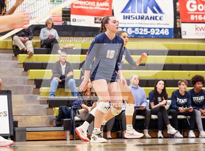 Thumbnail 3 in St. Teresa's Academy vs. Lee's Summit West (MSHSAA Class 5 District Championship) photogallery.