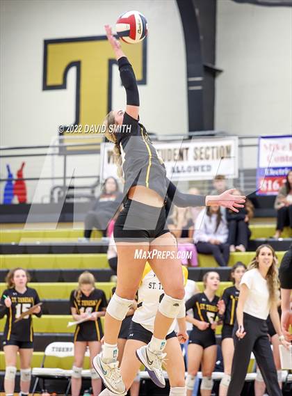 Thumbnail 1 in St. Teresa's Academy vs. Lee's Summit West (MSHSAA Class 5 District Championship) photogallery.