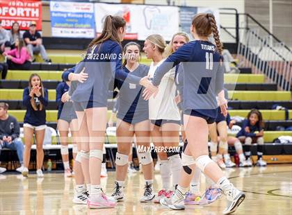 Thumbnail 3 in St. Teresa's Academy vs. Lee's Summit West (MSHSAA Class 5 District Championship) photogallery.