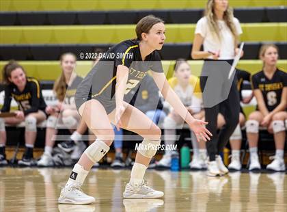Thumbnail 1 in St. Teresa's Academy vs. Lee's Summit West (MSHSAA Class 5 District Championship) photogallery.