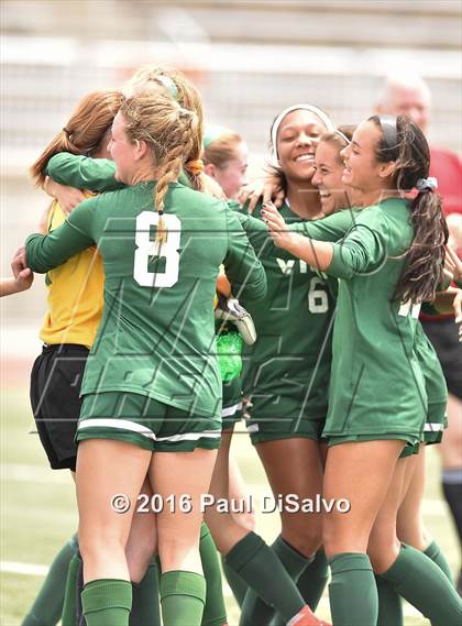 Thumbnail 2 in Columbine vs. Mountain Vista (CHSAA 5A Semifinal) photogallery.
