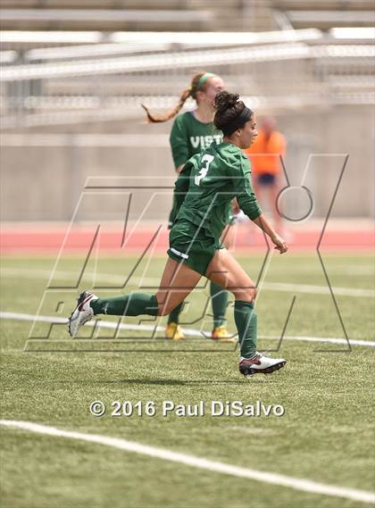Thumbnail 2 in Columbine vs. Mountain Vista (CHSAA 5A Semifinal) photogallery.