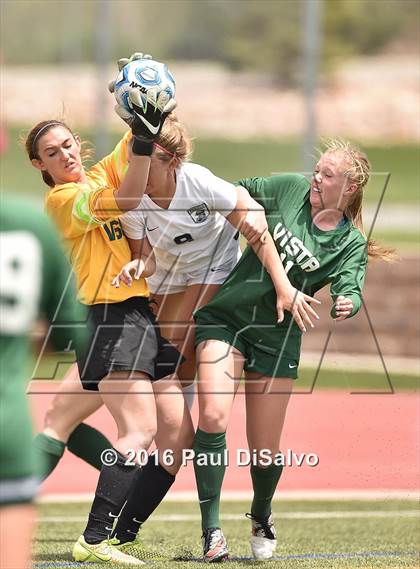 Thumbnail 2 in Columbine vs. Mountain Vista (CHSAA 5A Semifinal) photogallery.