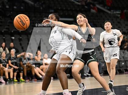 Thumbnail 3 in South Hills vs. San Gabriel Academy photogallery.