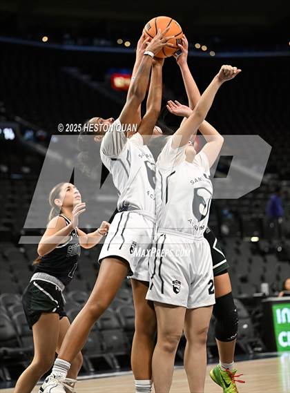 Thumbnail 1 in South Hills vs. San Gabriel Academy photogallery.