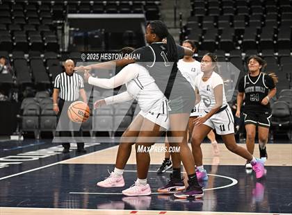 Thumbnail 2 in South Hills vs. San Gabriel Academy photogallery.
