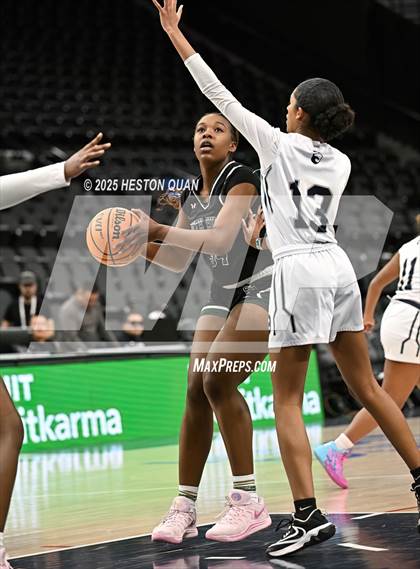Thumbnail 2 in South Hills vs. San Gabriel Academy photogallery.