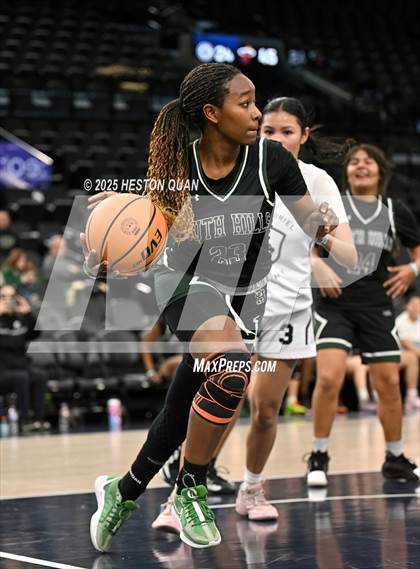 Thumbnail 2 in South Hills vs. San Gabriel Academy photogallery.