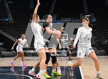 Thumbnail 2 in South Hills vs. San Gabriel Academy photogallery.