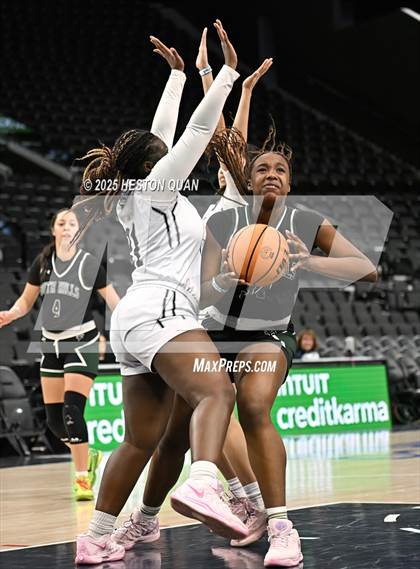 Thumbnail 2 in South Hills vs. San Gabriel Academy photogallery.