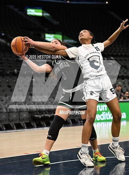 Thumbnail 3 in South Hills vs. San Gabriel Academy photogallery.