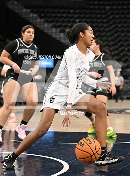 Thumbnail 1 in South Hills vs. San Gabriel Academy photogallery.