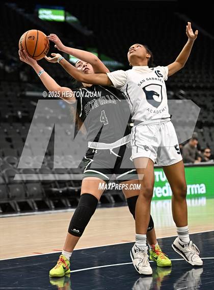 Thumbnail 2 in South Hills vs. San Gabriel Academy photogallery.
