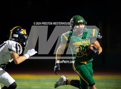 Thumbnail 3 in Foothill @ Moorpark photogallery.