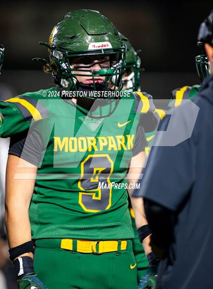 Thumbnail 2 in Foothill @ Moorpark photogallery.