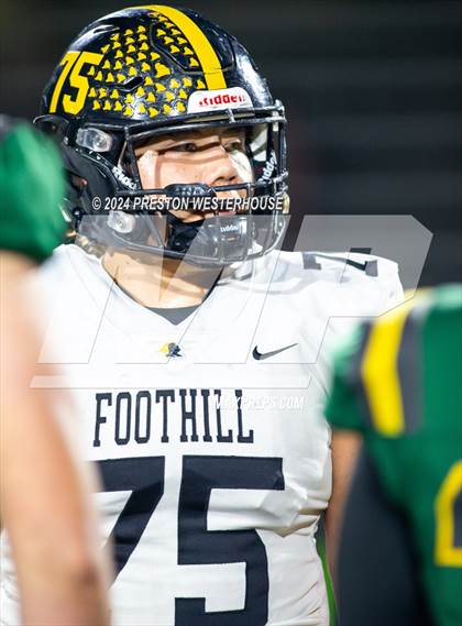 Thumbnail 1 in Foothill @ Moorpark photogallery.