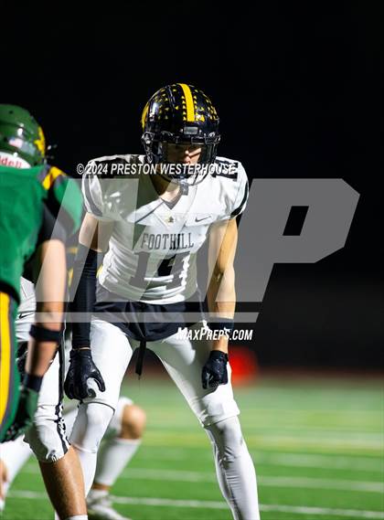 Thumbnail 2 in Foothill @ Moorpark photogallery.