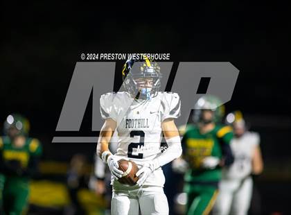 Thumbnail 3 in Foothill @ Moorpark photogallery.