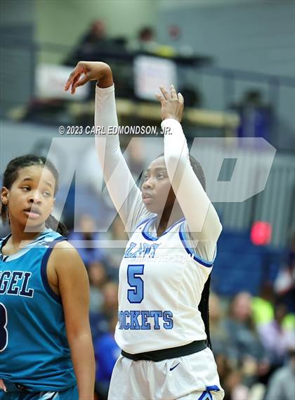 Thumbnail 3 in Rockvale vs. Siegel photogallery.
