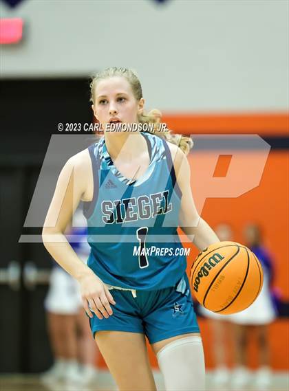 Thumbnail 3 in Rockvale vs. Siegel photogallery.